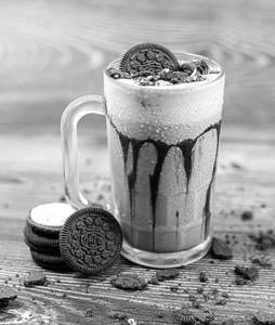 Oreo Vanilla Shake