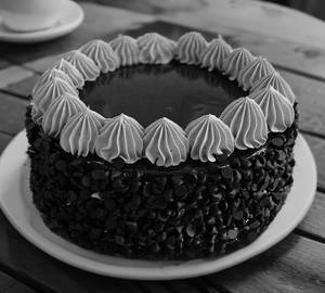 Choco Chips Cake