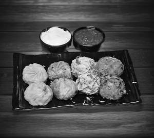 Veg. Tandoori Momos Platter (6Pcs)