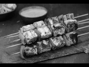 Achari Paneer Tikka