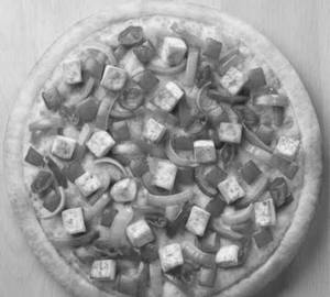 Periperi panner pizza
