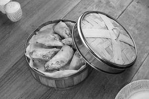 Vegetable Spring Roll, Tofu And Sprouts