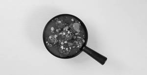 Veg.manchurian(gravy)