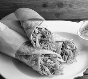Egg Noodles Roll