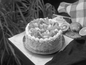 Fresh Fruit Cake (250 Gm)