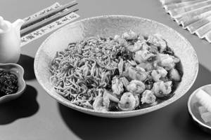 Prawn Pan Fried Noodles In Soy Garlic Sauce (Ak)