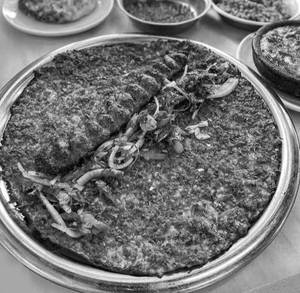 Lahmacun Chicken With Kebab