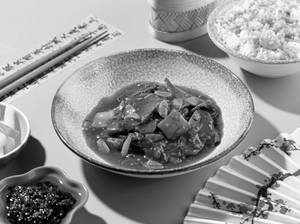 Lamb In Roasted Garlic Sauce (Ak)