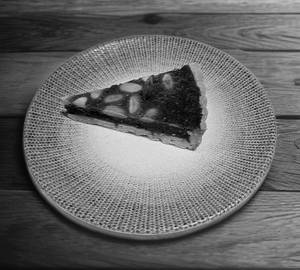 Dates And Almond Pie