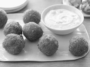 Chicken Cheese Balls[6 Pieces]