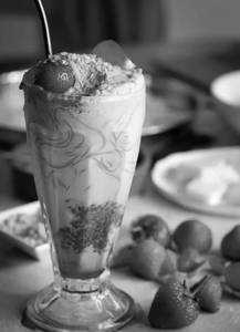 Strawberry Falooda