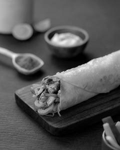Tandoori Paneer Wrap (250 Gm)