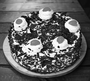 Blackforest Cake [500 Grams]