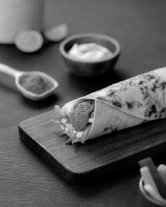 Falafel Wrap (250 Gm)