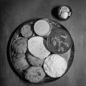 Mutton Vade Thali