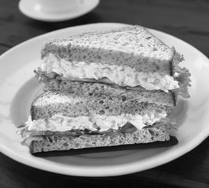 Egg sandwich