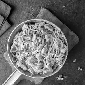 Egg Schezwan Noodles