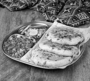 Delhi Wala Kulcha with Chole