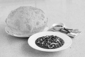 Chana Bhatura