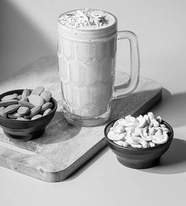 Kaju Badam Milkshake