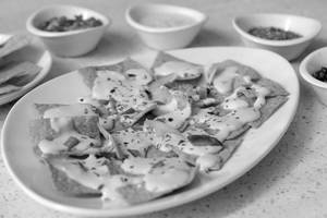 Nachos With Creamy Cheese Jain