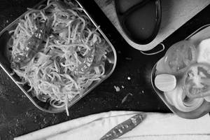 Veg Schezwan Noodles