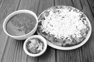 Aloo Cheese Kulcha                                  