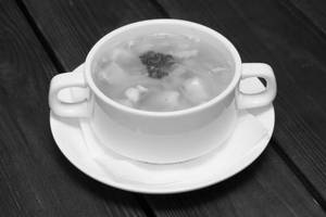 Veg hot and sour soup