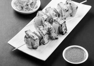 Spicy Sholey Paneer Tikka