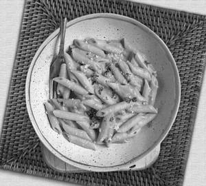 Mix sauce pasta