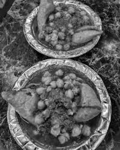 Chola + Samosa 1plt( 2 Pc)