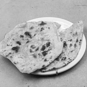 Butter Tandoori Naan (24 Cm)