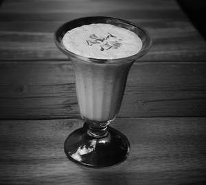 Dry fruit shake