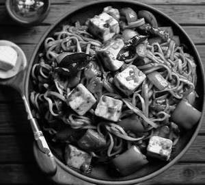 Paneer Hakka Noodles