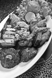 Vegetarian Platter (served With Mint Sauce & Onion)