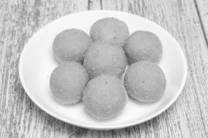 Besan Laddu 