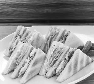 Cheese And Vegetable Sandwich