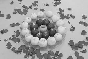 Assorted Prasadi Penda