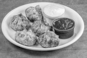 Veg Fried Momos (7 Pcs)