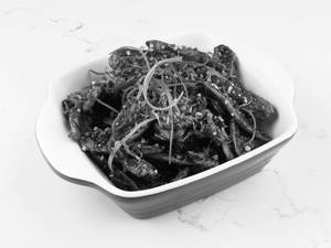 Jain Lotus Stem Chips With Plum Sauce