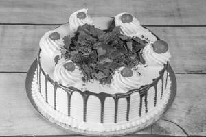 Black Forest Cake 1 Kg
