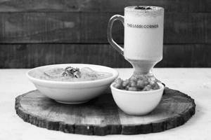 Mix Pasta With Oreo Milkshake With Bbq Crispy Corn