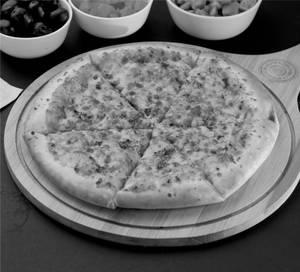 Indian Pepper Cheese Pizza 