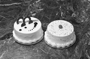 Vanilla Cake + Pineapple Cake
