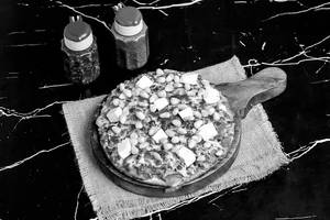 9" Corn O Paneer Pizza