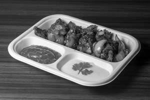 Chilly Paneer Momos [8pcs]