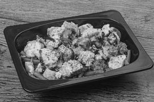 Grilled Chicken Breast With Quinoa 