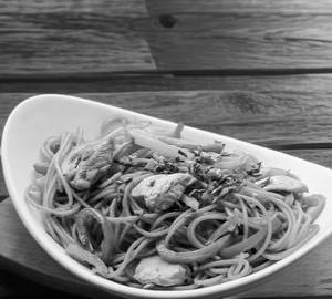 Chicken Hakka Noodles 