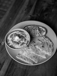 Butter Chicken With Paratha