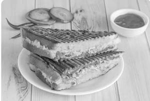 Tomato Omelette Sandwich